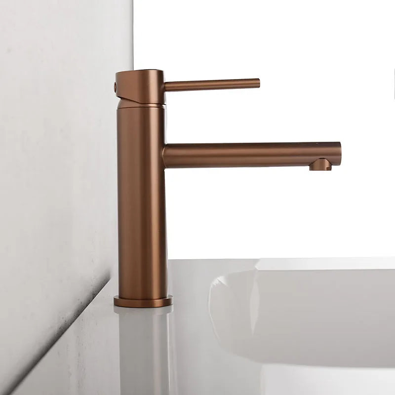 Robinet mitigeur de lavabo monotrou — inox, 6 finitions